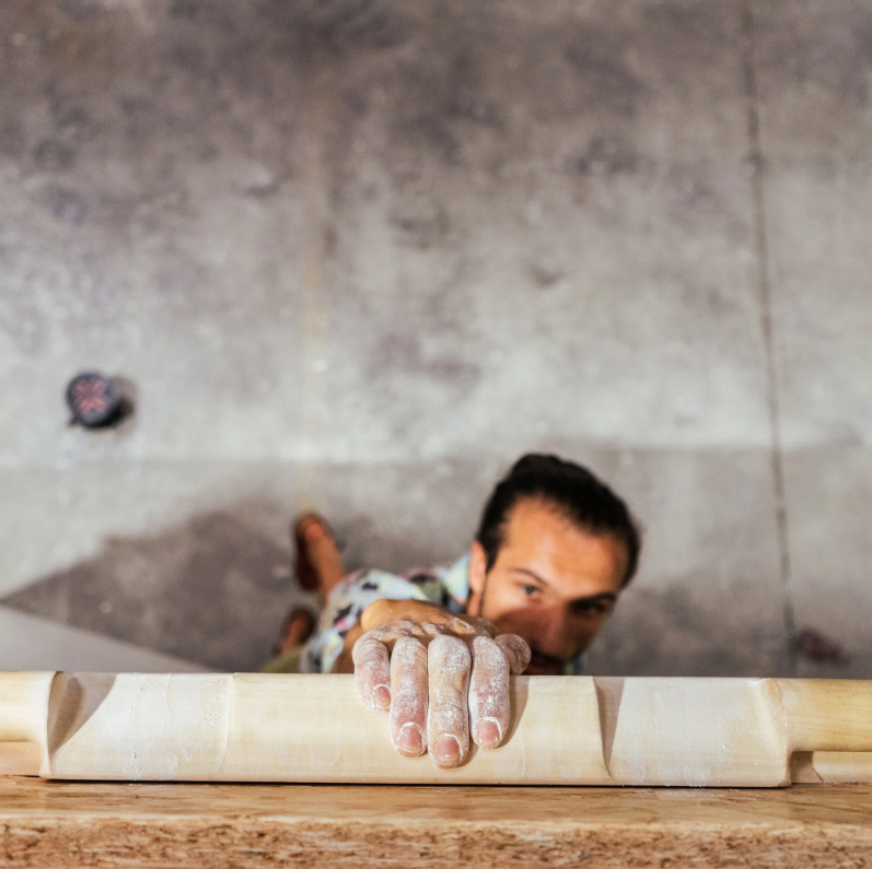 Y&Y Vertical One Board Wooden Climbing Training Hangboard